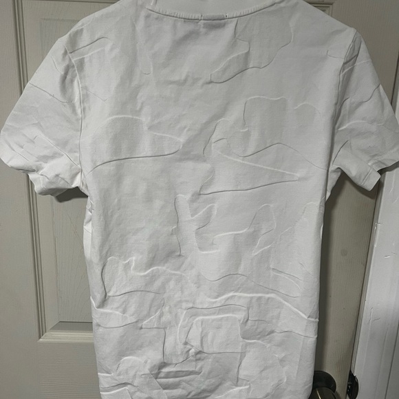 HUGO BOSS MERCERISED-COTTON T-SHIRT WITH LARGE JACQUARD-WOVEN MONOGRAMS SIZE M - Picture 4 of 6